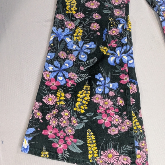 Wrangler Wanderer 622 Women’s Retro 70’s Floral High Rise Boho Flare Jeans 29x30 - Picture 4 of 10